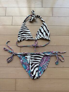 Girls OndadeMar Paisley & Zebra Reversible Print Bikini in Teal, Pink, White